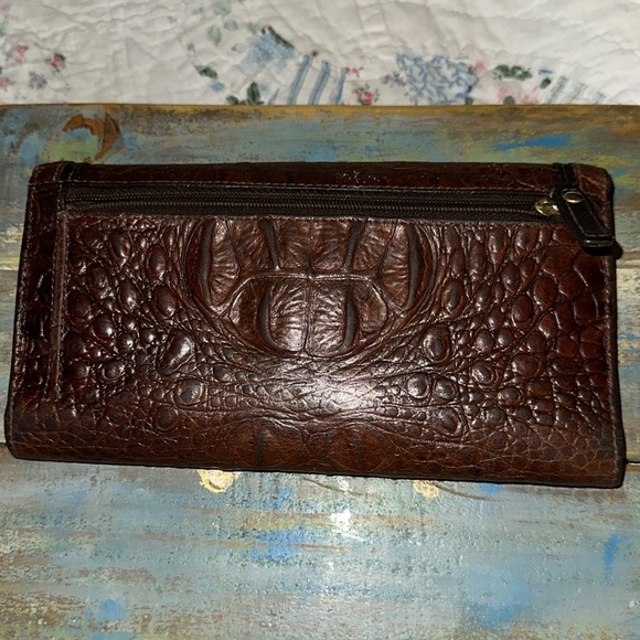 Brahmin Vintage Trifold Wallet Clutch Cognac Brown Croc Embossed Leather - Picture 3 of 11
